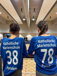 65B55442-499A-44F6-B2E7-DE03AB5BF3A4