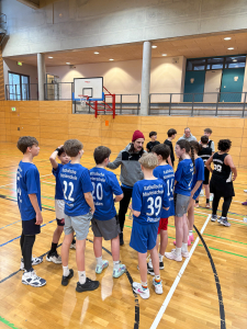 D7670504-81A6-4F56-AE34-B675E7D5D571